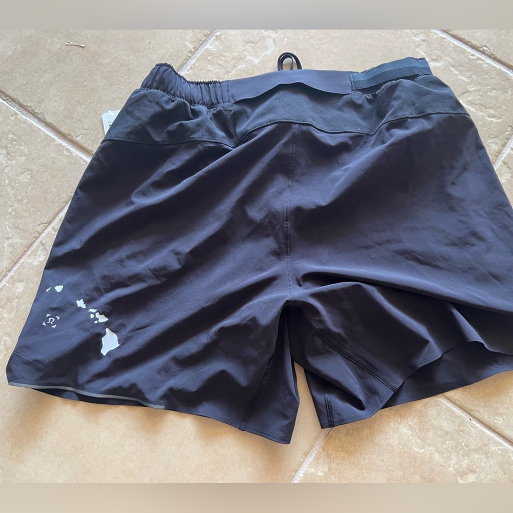 Made with Aloha Lululemon Hawaii Surge Shorts size L never worn